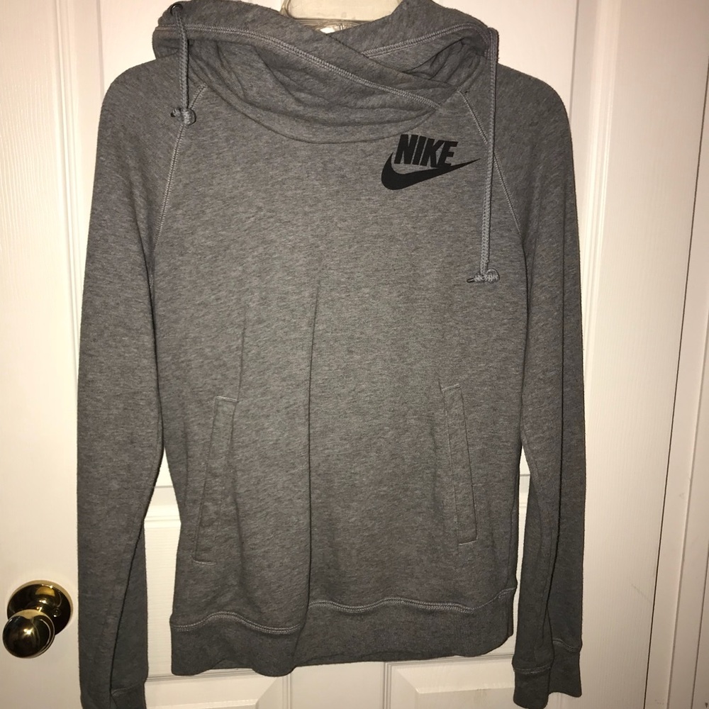 Nike Funnel Neck